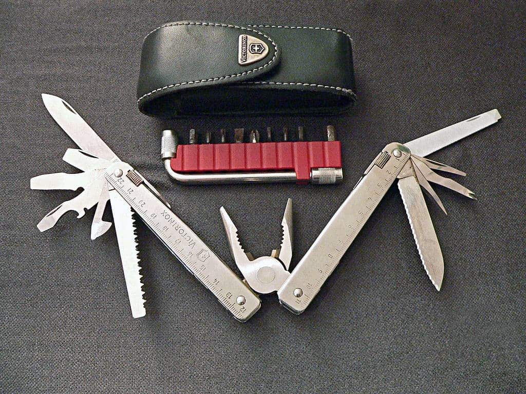 Victorinox SwissTool Spirit